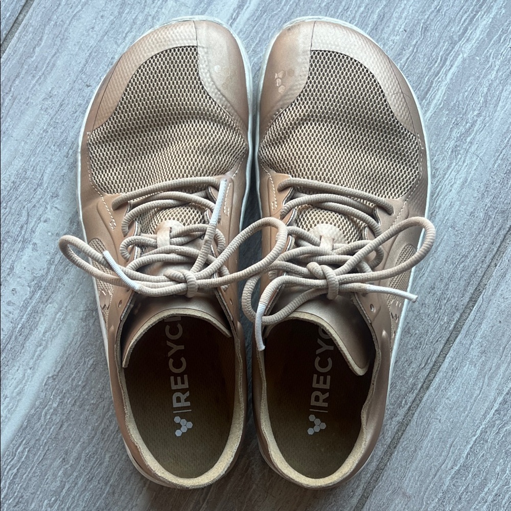 Vivo Barefoot Women's Shoes in soft Gold